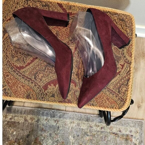 Marc Fisher Wine Suede Pointy Pumps Size 8.5 - Picture 4 of 8